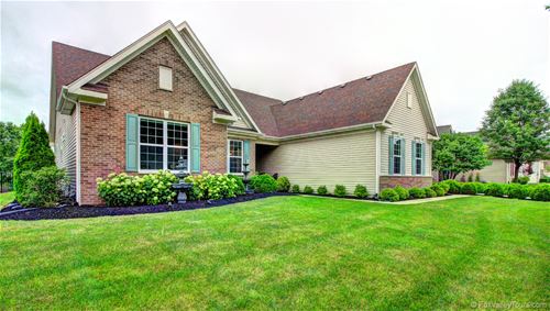 1070 Deerpath, Aurora, IL 60506