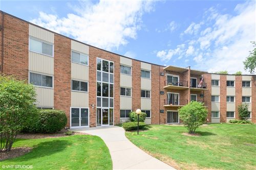 9716 S Karlov Unit 102, Oak Lawn, IL 60453