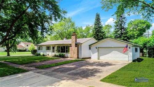 514 N Greenview, Mundelein, IL 60060