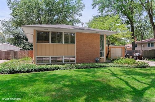 909 Emerald, Naperville, IL 60540