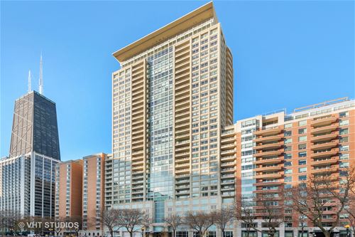 250 E Pearson Unit 2801, Chicago, IL 60611