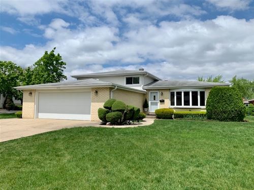 1670 W Jo Ann, Addison, IL 60101