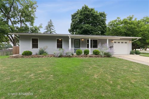 10 Briar, Geneva, IL 60134