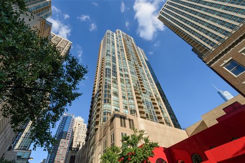 21 E Huron Unit 3004, Chicago, IL 60611