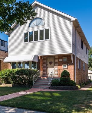 3008 East, Berwyn, IL 60402