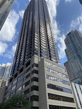 30 E Huron Unit 2206, Chicago, IL 60611