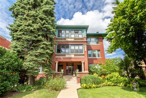 147 N Ridgeland Unit 2S, Oak Park, IL 60302