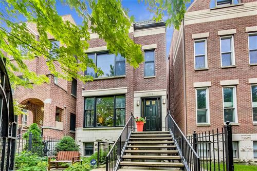 1519 W Adams, Chicago, IL 60607