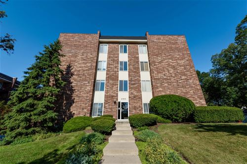 4900 Forest Unit 103, Downers Grove, IL 60515