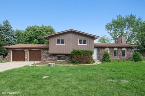 208 N River, Naperville, IL 60540