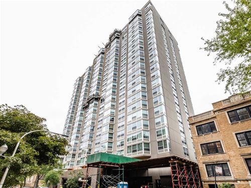 720 W Gordon Unit 22E, Chicago, IL 60613