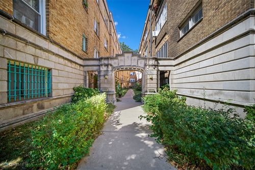 1522 E 59th Unit 2E, Chicago, IL 60615