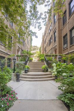 636 W Waveland Unit 3D, Chicago, IL 60613