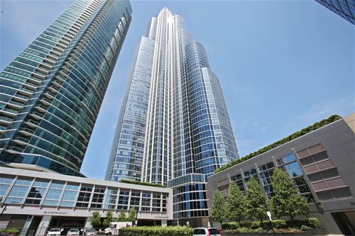 1211 S Prairie Unit 6105, Chicago, IL 60605