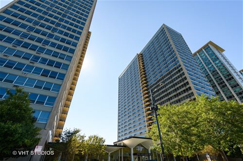 3550 N Lake Shore Unit 1020, Chicago, IL 60657