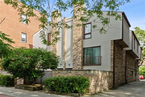 636 W Buckingham Unit G, Chicago, IL 60657