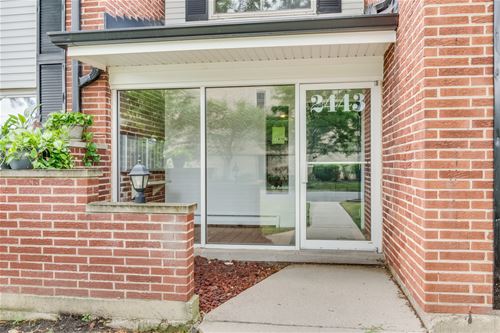 2443 E Brandenberry Unit 2A, Arlington Heights, IL 60004