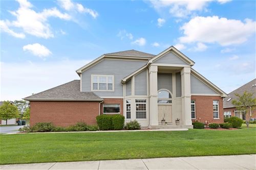 4402 Lainie, Glenview, IL 60026