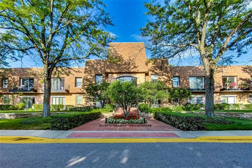 1250 Park Unit 422, Highland Park, IL 60035