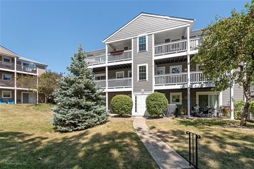 150 E Winchester Unit A, Libertyville, IL 60048