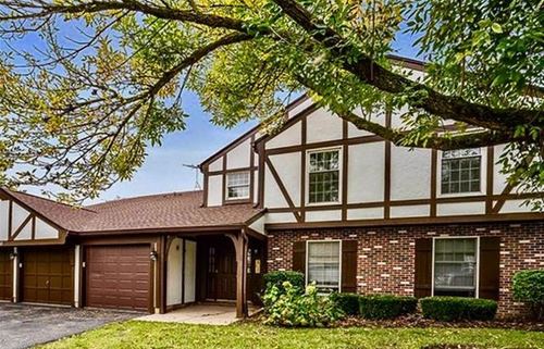 2148 Lancaster Unit 201A, Naperville, IL 60565