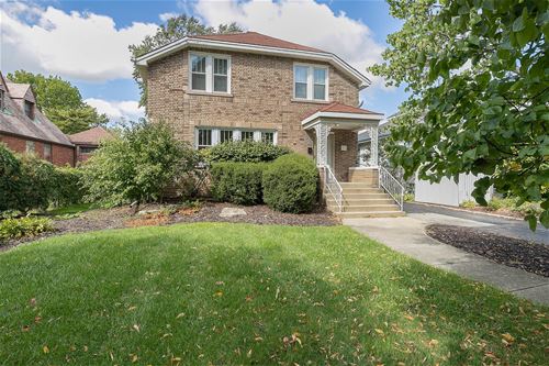 452 Loudon, Riverside, IL 60546