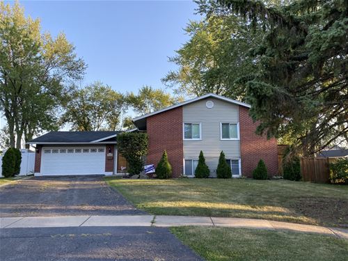 3 Eastgate, Woodridge, IL 60517