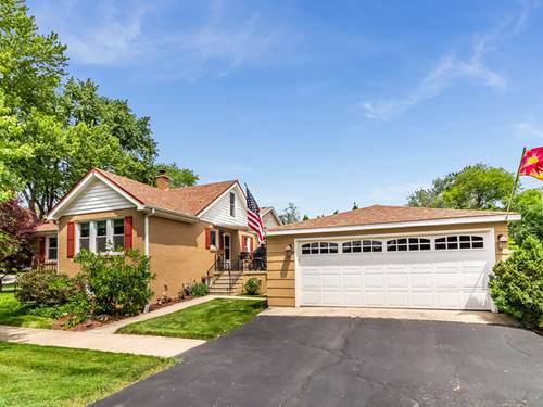 152 W 5th, Naperville, IL 60563