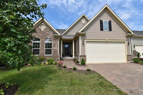 3828 Ridge Pointe, Geneva, IL 60134