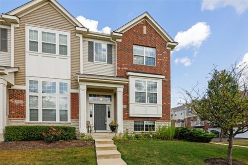 2518 Dunraven, Naperville, IL 60540