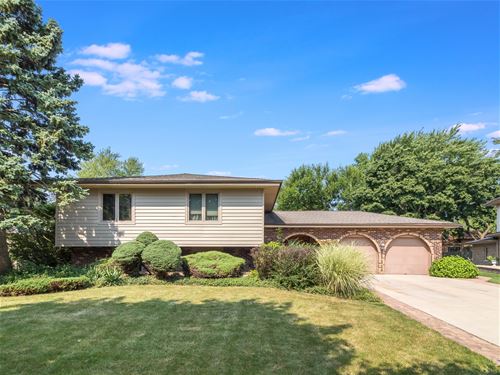 7206 Gold Grove, Darien, IL 60561