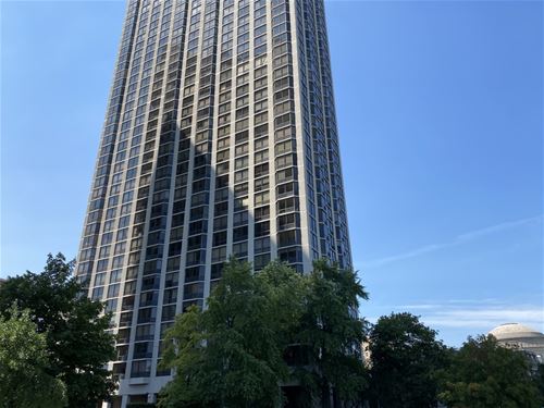 2650 N Lakeview Unit 3908, Chicago, IL 60614