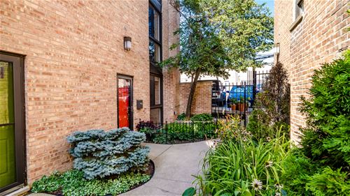 3012 N Waterloo Unit 13, Chicago, IL 60657