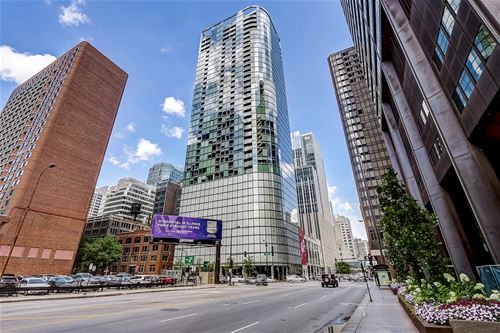 600 N Fairbanks Unit 3405, Chicago, IL 60611