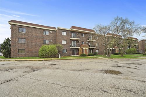 944 N Rohlwing Unit 201K, Addison, IL 60101