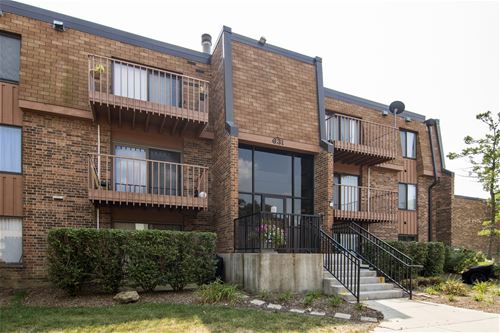 631 Derry Unit 1B, Schaumburg, IL 60193