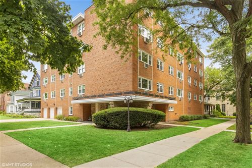 500 Lake Unit 504, Evanston, IL 60201