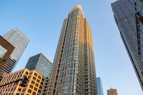 345 N LaSalle Unit 910, Chicago, IL 60654