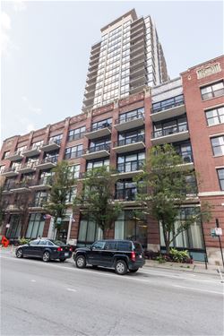 210 S Des Plaines Unit 1011, Chicago, IL 60661