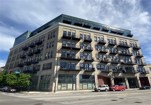 1645 W Ogden Unit 438, Chicago, IL 60612