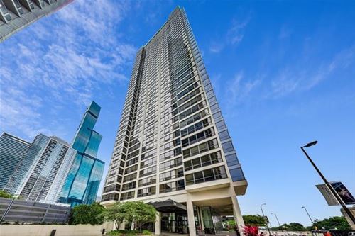 360 E Randolph Unit 704, Chicago, IL 60601