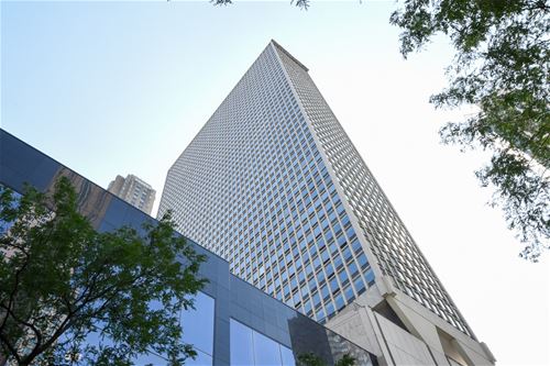 111 E Chestnut Unit 41F, Chicago, IL 60611