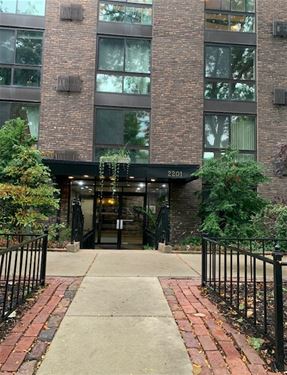 2201 N Cleveland Unit 105, Chicago, IL 60614