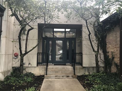 925 Green Bay Unit 17, Winnetka, IL 60093