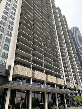 400 E Randolph Unit 801, Chicago, IL 60601