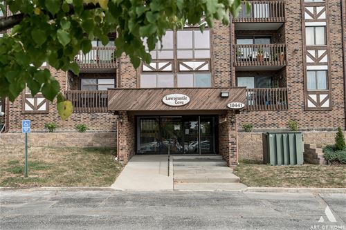 10441 Circle Unit 35C, Oak Lawn, IL 60453