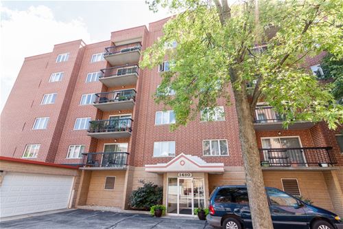 1480 Jefferson Unit 301, Des Plaines, IL 60016