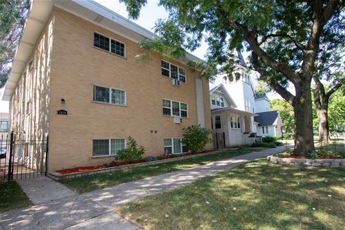 7410 Dixon Unit 201, Forest Park, IL 60130