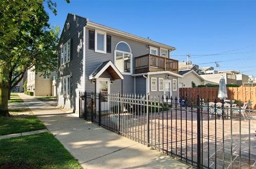 2814 N Wolcott, Chicago, IL 60657