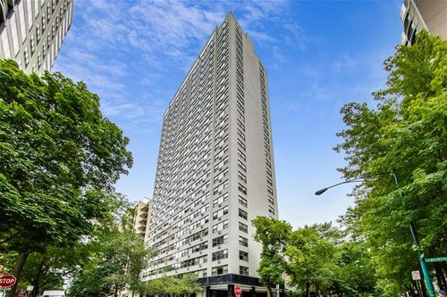 1445 N State Unit 2505, Chicago, IL 60610